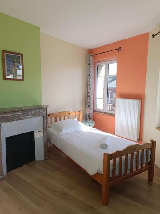 Maison Au Coeur Du Village Avec Parking Appartement
