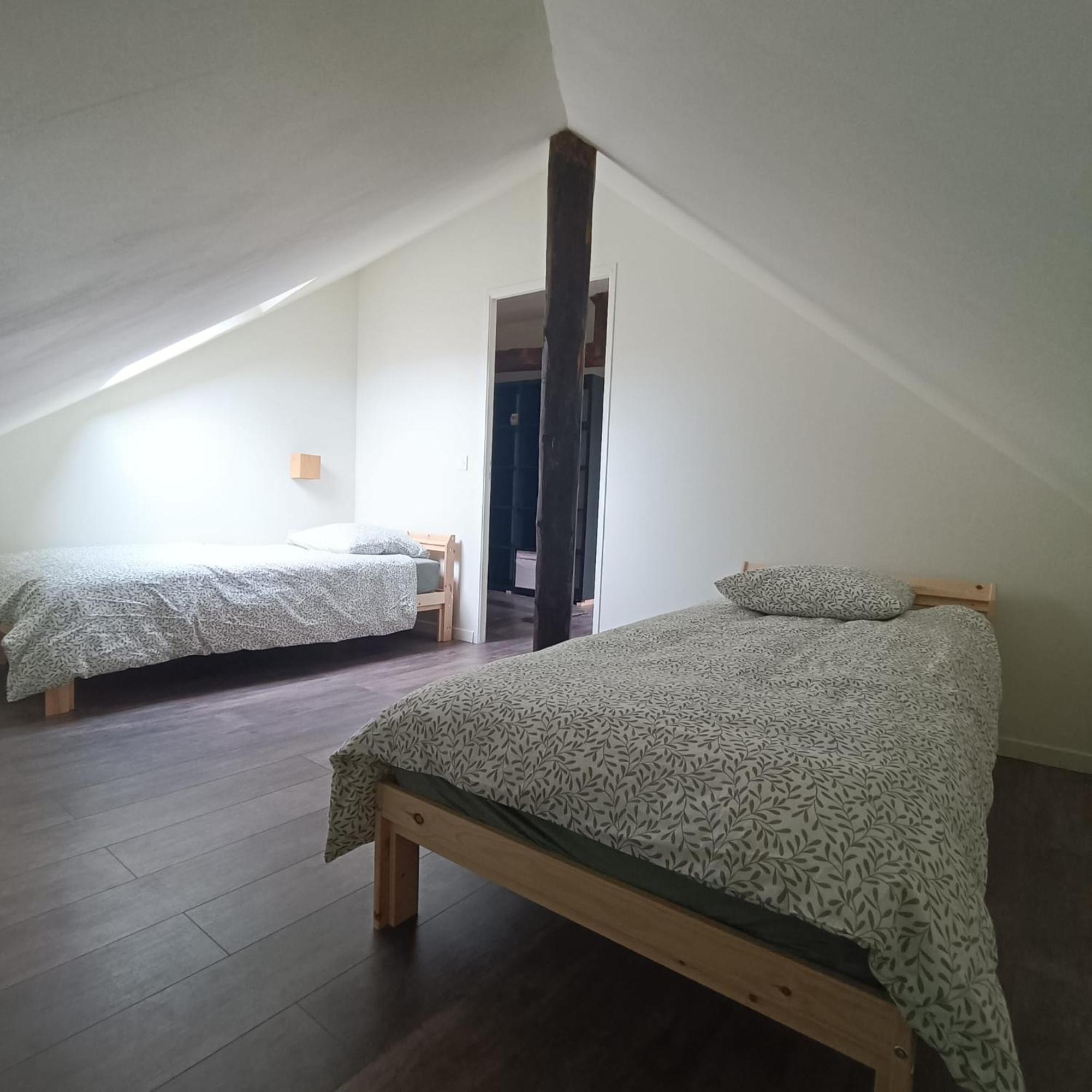 Maison Au Coeur Du Village Avec Parking *